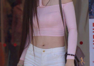 美女的衣服变没了,揭秘美女穿搭的神奇魅力